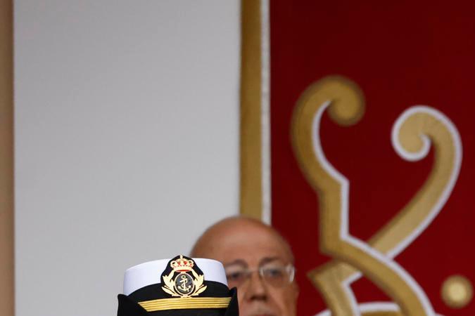 El rey Felipe VI y la reina Letizia, acompañados por la princesa de Asturias, Leonor de Borbón, presiden este sábado el tradicional desfile del Día de la Fiesta Nacional.