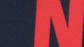 Millie Bobby Brown usó un vestido de novia de la firma Galia Lahav.