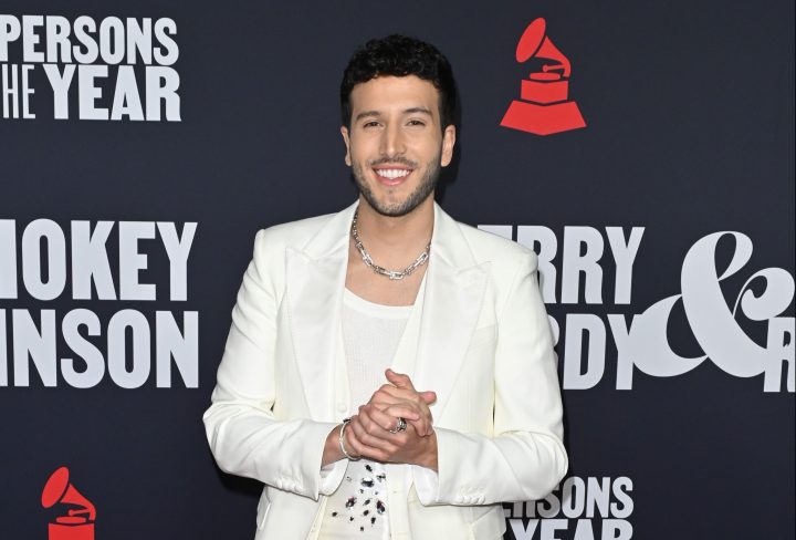 Sebastián Yatra confesó cuál es el tratamiento estético al que suele recurrir.