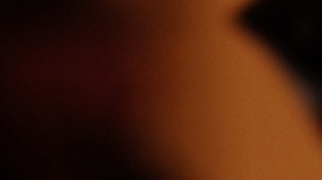 El maquillaje de Victoria's Secret ayuda a resaltar la feminidad.
