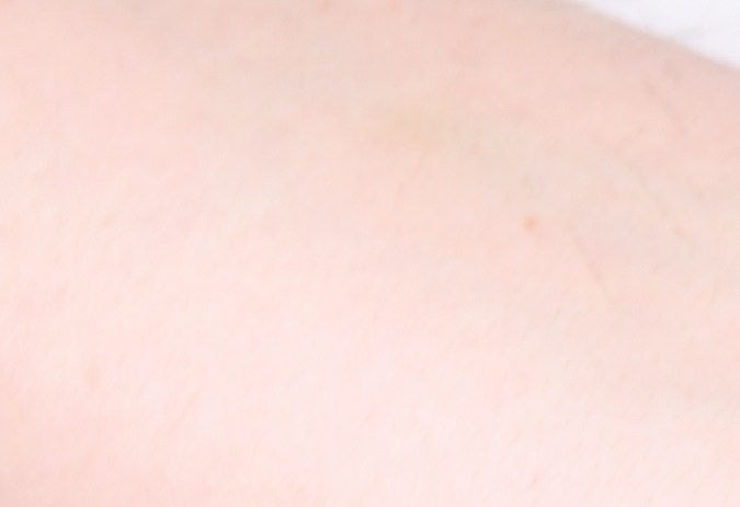 Hidrata tus zapatos de charol para mantenerlos brillantes.