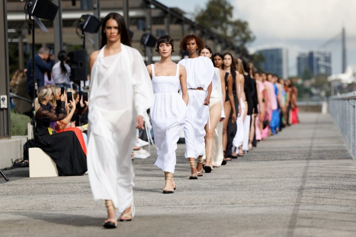 Chanel, Gucci y Louis Vuitton tendrán sus colecciones crucero el próximo 2025.