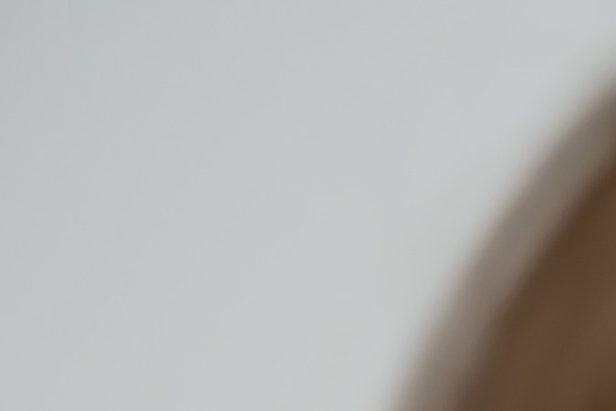 Usa tratamientos que estimulen el crecimiento de tu pelo para que luzca más grueso.