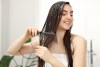 Hair slugging es la técnica ideal para sellar la humedad en tu cabello.