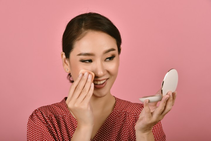 El "Glowy Skin" se convertirá en la técnica favorita de las chicas con piel grasa.