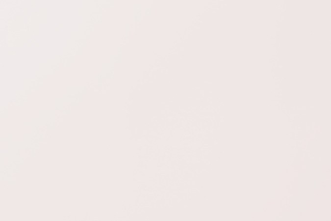 Los péptidos deben aplicarse directamente sobre la raíz para que penetre en los folículos pilosos.