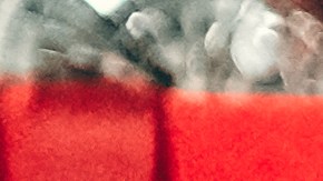 Mejora tus look de Navidad al incluir tacones y conoce los consejos adecuados para no cansarte.