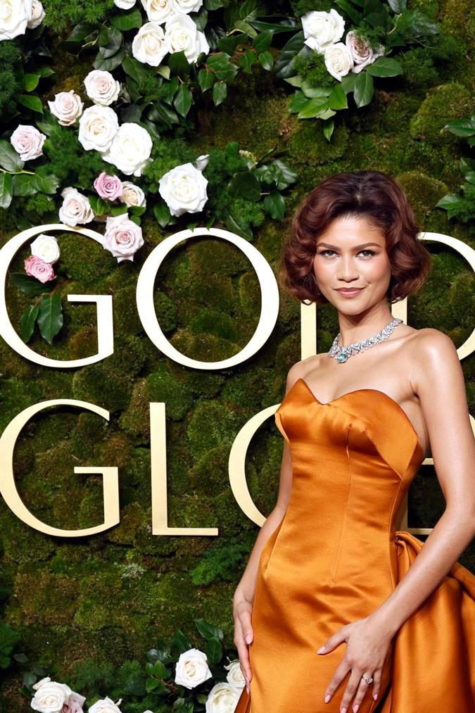 Zendaya en la alfombra roja de los Premios Golden Globes 2025.
