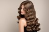 Usa los tonos de cabello en tendencia para cambiar tu look.