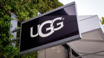 La marca UGG se inspiró en un texto clásico chino para su nueva colección de zapatos.