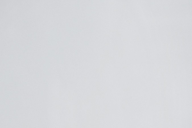 Promueve el crecimiento del cabello al cortarlo en cuarto creciente.