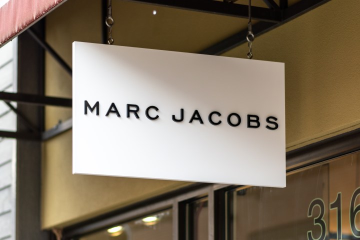 Marc Jacobs presentó sus nuevos zapatos en la colección de primavera.