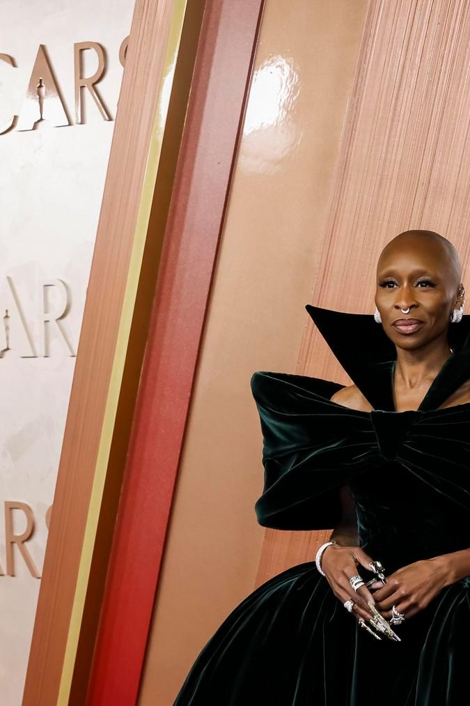 Cynthia Erivo en la alfombra roja de los Premios Oscar 2025.