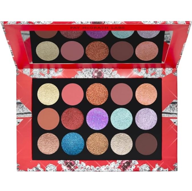 Labs Luminous Legends Mega Eye shadow Palette de Patch McGrath