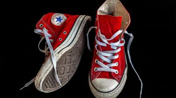 Los zapatos Converse deben mantenerse limpios para evitar que se manchen.