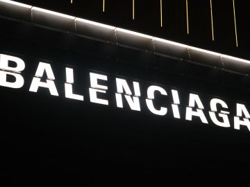 Balenciaga compartió sus mejores accesorios en la nueva colección.