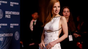 Jessica Chastain fue una de las celebridades con el mejor look de los premios Breakthrough.
