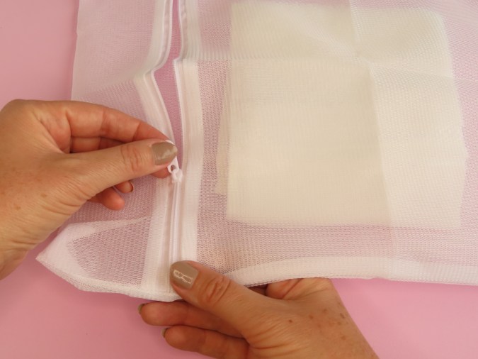 Las cremalleras deben tratarse con delicadeza para cuidarlas.