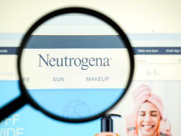 Neutrogena tiene los productos ideales para cuidar la piel.