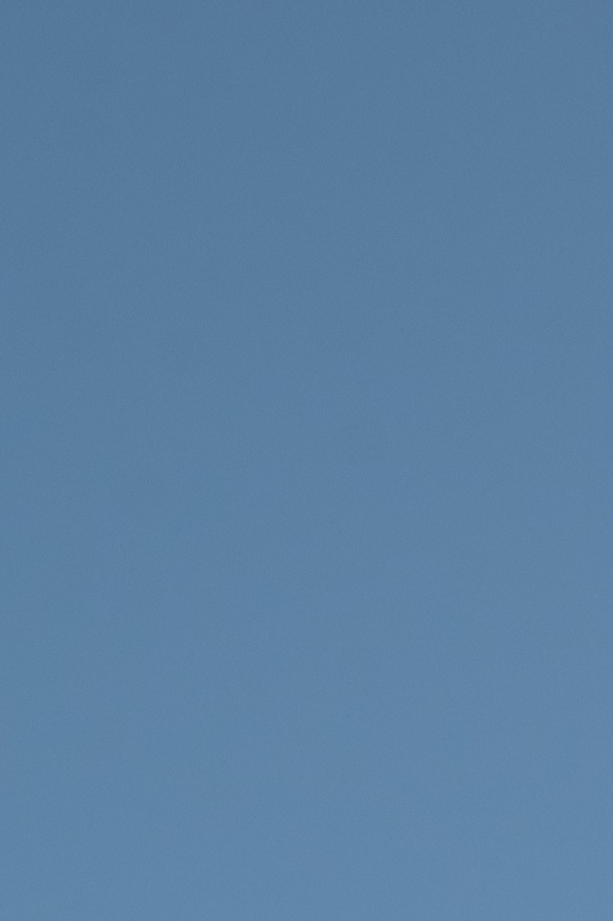 Los sneakers son los nuevos zapatos de vestir para los hombres.