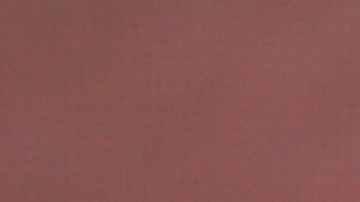 Zendaya destacó en redes al cambiar su look en una nueva campaña de moda.