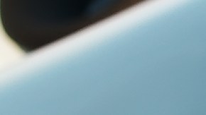 Los cabellos decolorados necesitan usar mascarillas hidratantes cada semana.