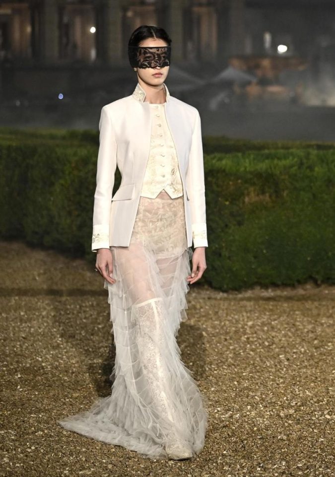 Dior presenta su colección crucero 2026 por Maria Grazia Chiuri.