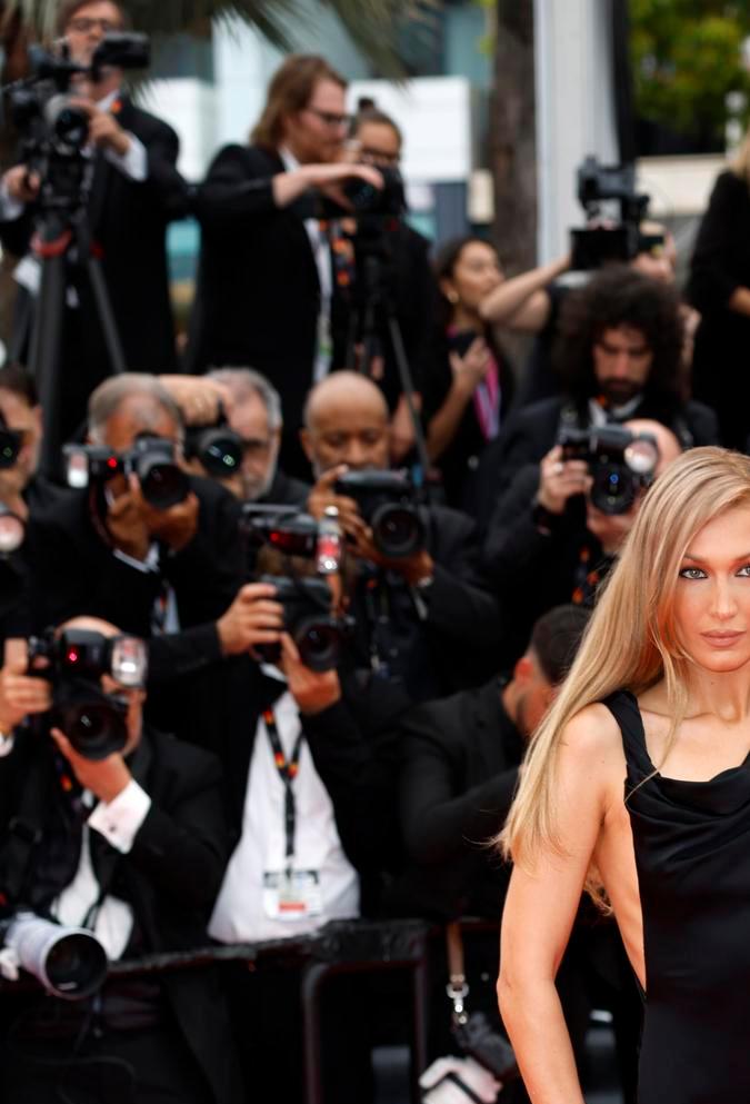 Bella Hadid en la alfombra roja del Festival de Cannes.