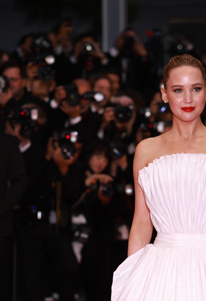 Jennifer Lawrence en la alfombra roja del Festival de Cannes 2025.