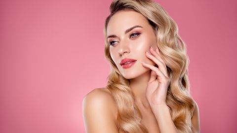El maquillaje inspirado en el color rosado de la guayaba es la tendencia del momento.