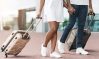Usa los zapatos adecuados para caminar en tu viaje de verano.