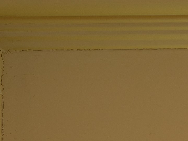 Gvasalia mantuvo la esencia de Gucci en su primera colección.