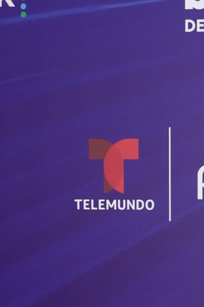 Emilia Mernes en los Premios Billboard de Música Latina.