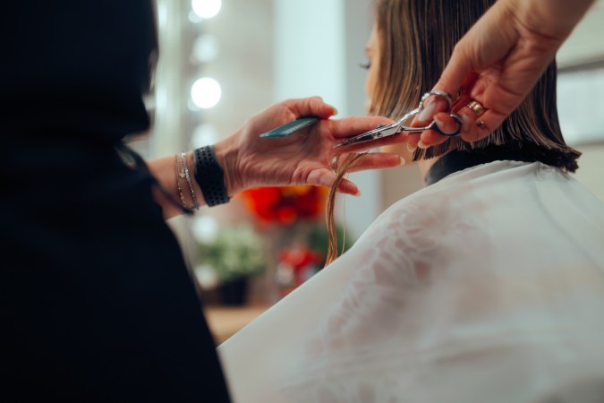 Prueba un nuevo look con la fase de cuarto menguante.