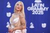 Elena Rose llevó uno de los mejores atuendos a la alfombra roja de los Latin Grammy.