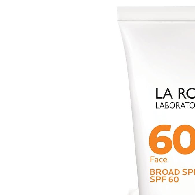 Anthelios Clear Skin Sunscreen de La Roche Posay, disponible en Amazon.