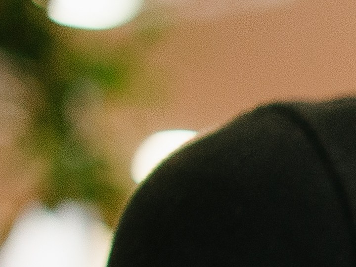 El agua oxigenada puede cambiar el color de tu cabello según su volumen.