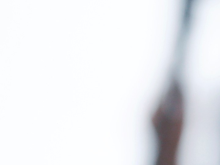 Chiara Ferragni llevó uno de los mejores looks al front row de Schiaparelli.