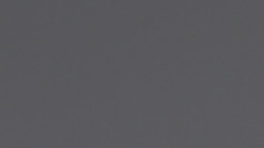 El brillo que percibimos en la piel al usar ciertos accesorios se debe a la reflexión de la luz.