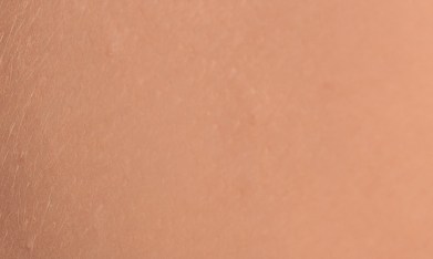 Los labios con efecto halo son también conocidos como Cloud lips, se les llama de esta forma ya que dan la ilusión de un volumen natural.