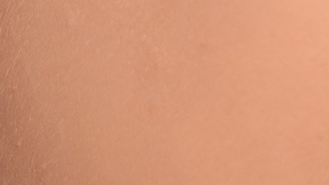 Los labios con efecto halo son también conocidos como Cloud lips, se les llama de esta forma ya que dan la ilusión de un volumen natural.