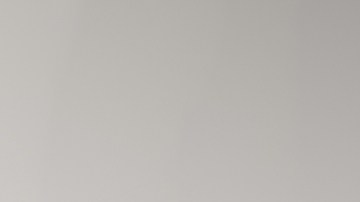 Copper Blonde: el tono cálido que disimula las canas con elegancia