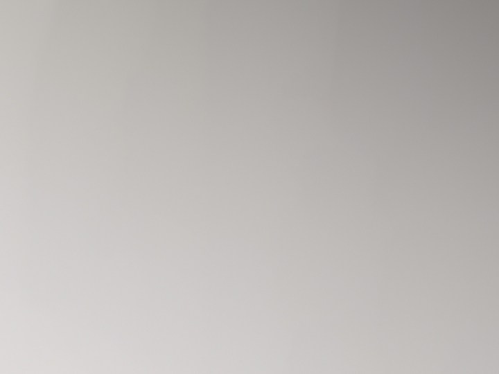 Copper Blonde: el tono cálido que disimula las canas con elegancia